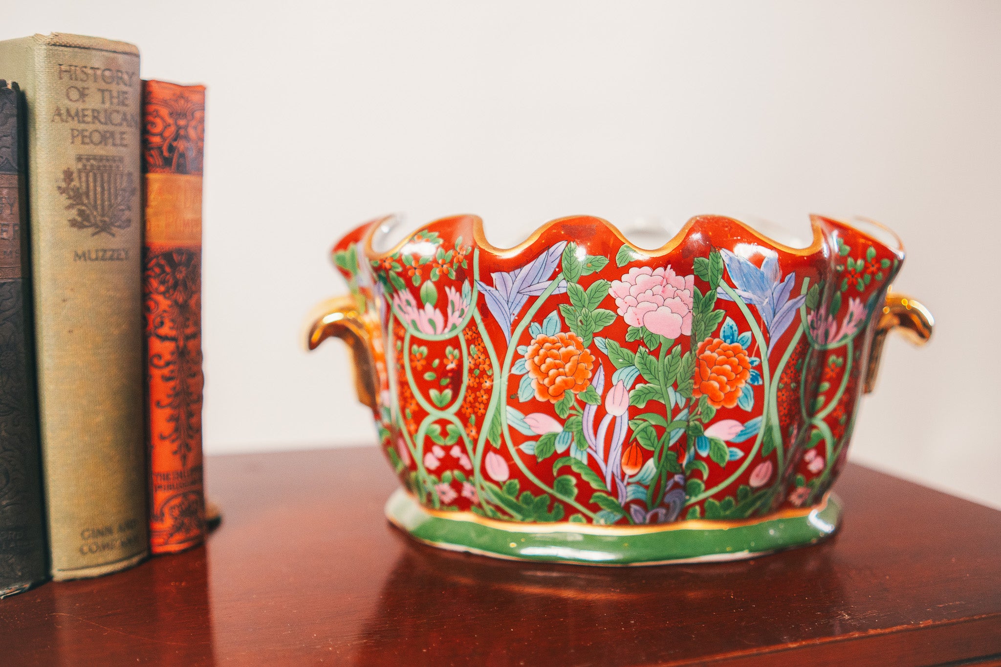 20th Century Chinese Porcelain Foot Bath