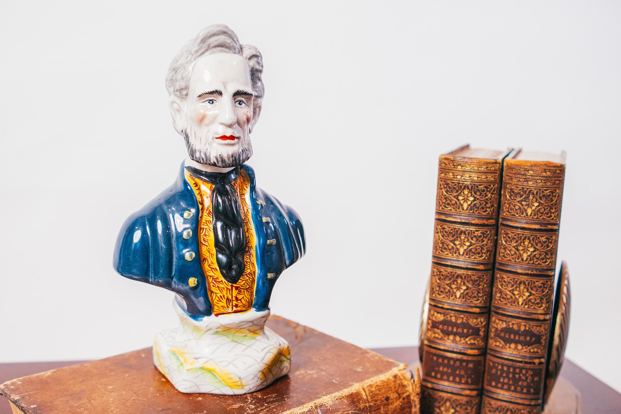 19th Century Antique Staffordshire Ceramic Bust of President Abraham Lincoln