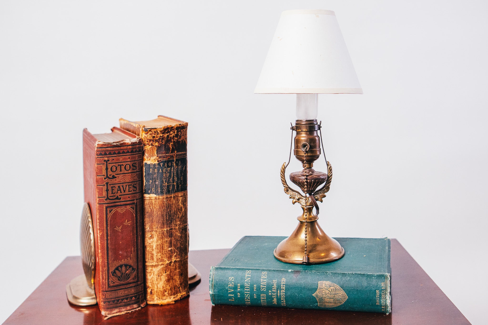 Vintage Solid Brass Nautical Gimbaled Accent Lamp (with shade)