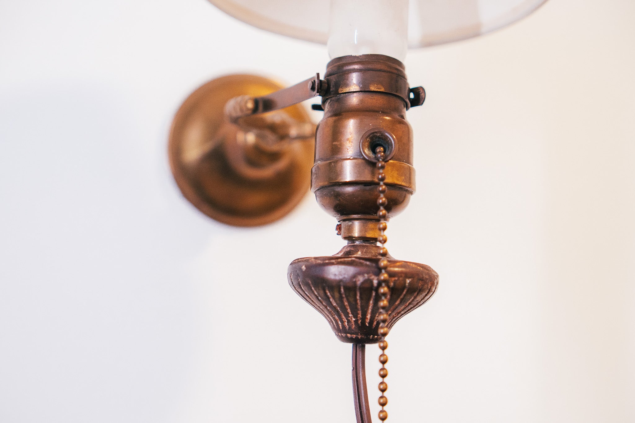 Vintage Solid Brass Nautical Gimbaled Accent Lamp (with shade)