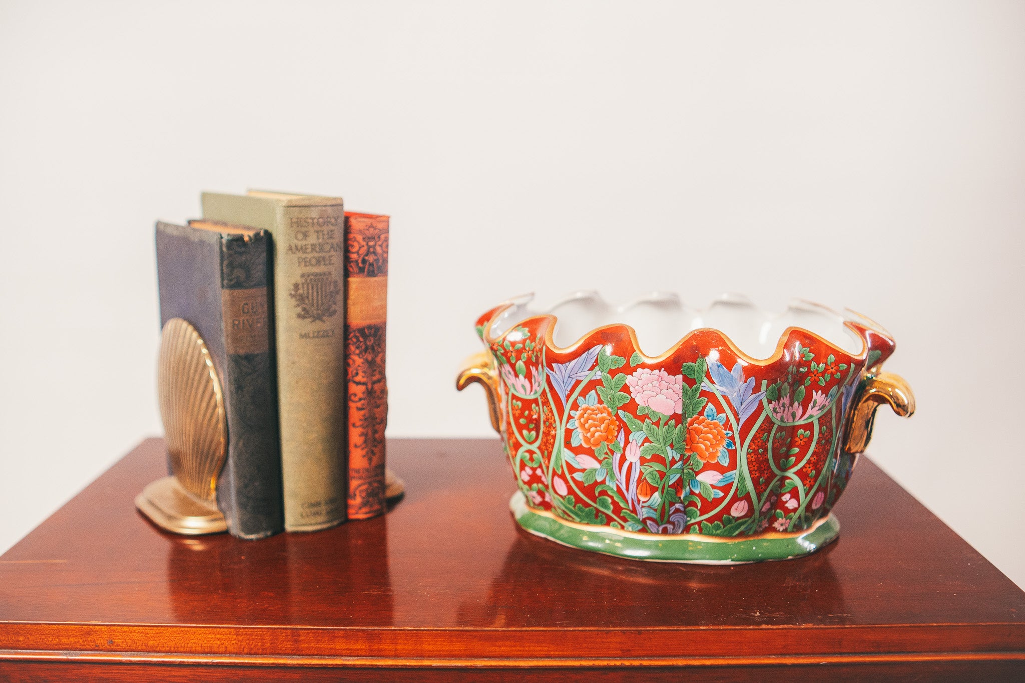 20th Century Chinese Porcelain Foot Bath